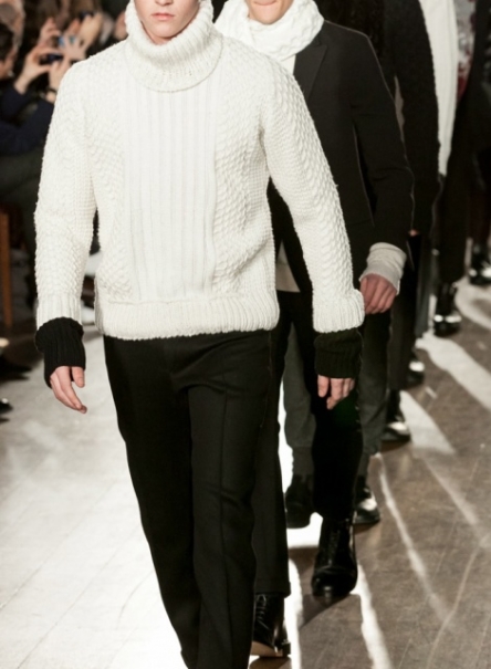 Pringle of Scotland AW15 (Kensington Leverne, courtesy of British Fashion Council) Pringle of Scotland AW15 (Kensington Leverne, courtesy of British Fashion Council)