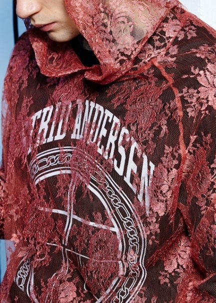 Astrid Andersen AW15, backstage (Sam Wilson,courtesy of British Fashion Council) Astrid Andersen AW15, backstage (Sam Wilson,courtesy of British Fashion Council)