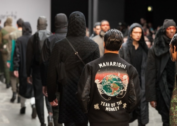 Maharishi AW15 (Kensington Leverne, courtesy of British Fashion Council) Maharishi AW15 (Kensington Leverne, courtesy of British Fashion Council)