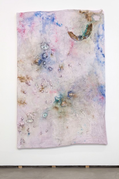 Jay Heikes Die Hippie Scum, 2014 paper, cheesecloth, taconite, ink, dye and aluminum 77 x 51 x 4 in / 195,6 x 129,5 x 10 cm Photo by: Andrea Rossetti Courtesy: Federica Schiavo Gallery, Roma
