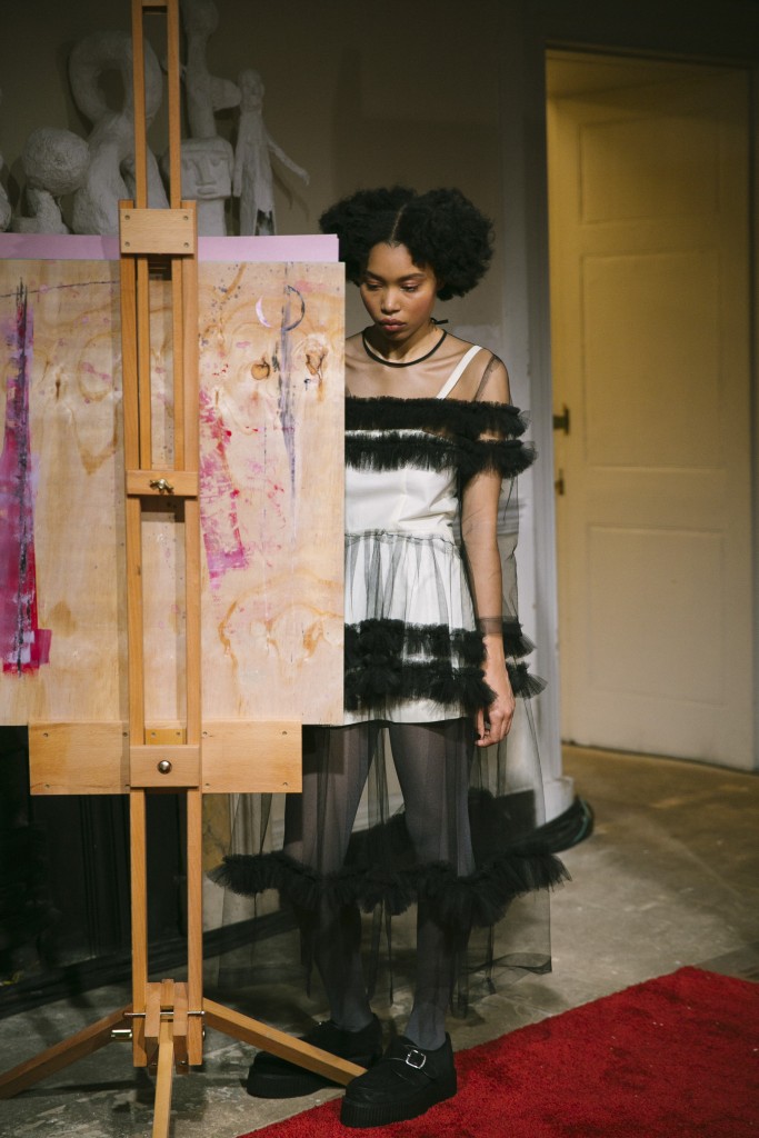  Molly-Goddard-AW15-Kensington-Leverne-British-Fashion-Council